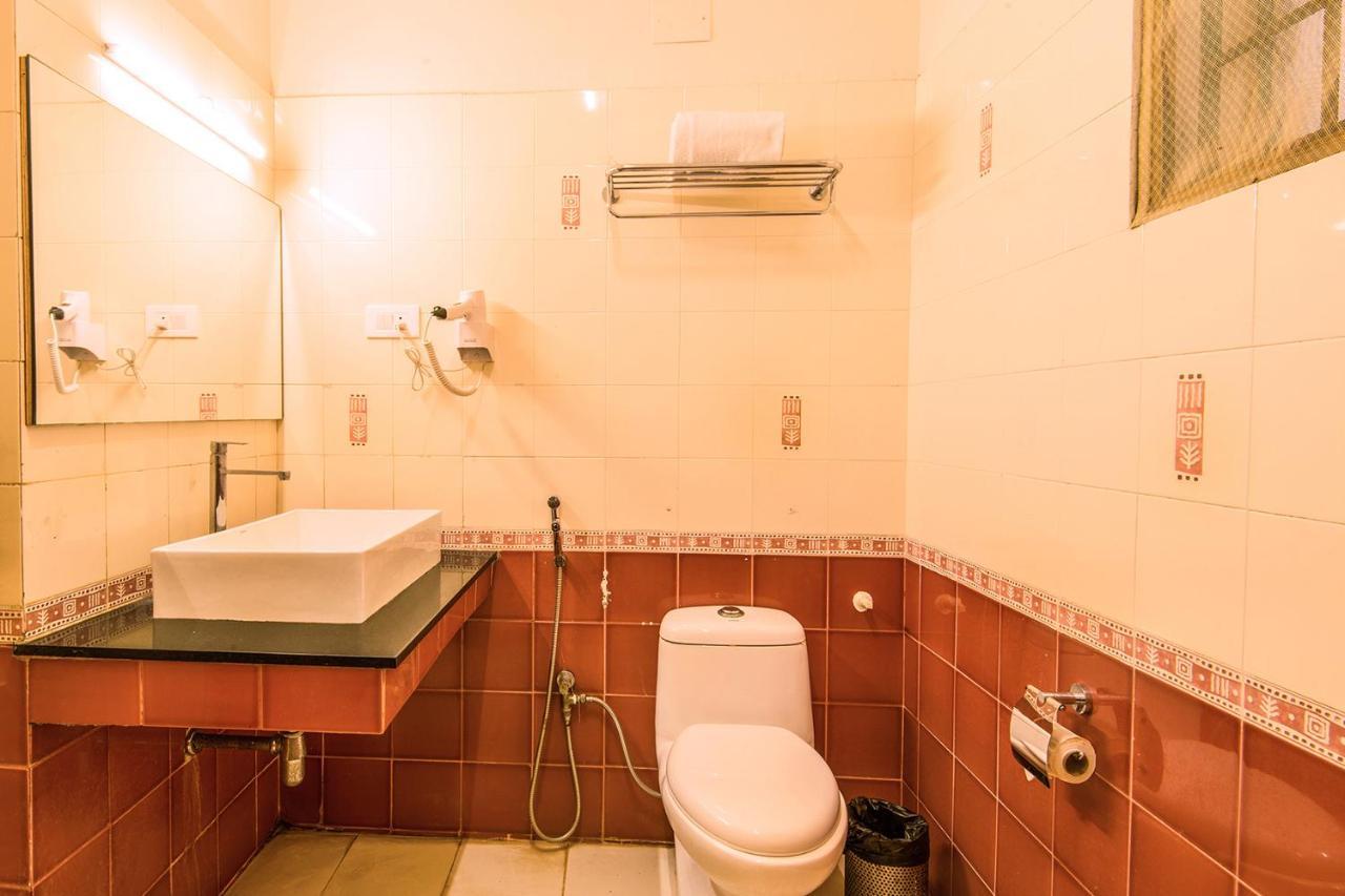 Fabhotel Blossoms Service Apartment - T Nagar Chennai Eksteriør billede